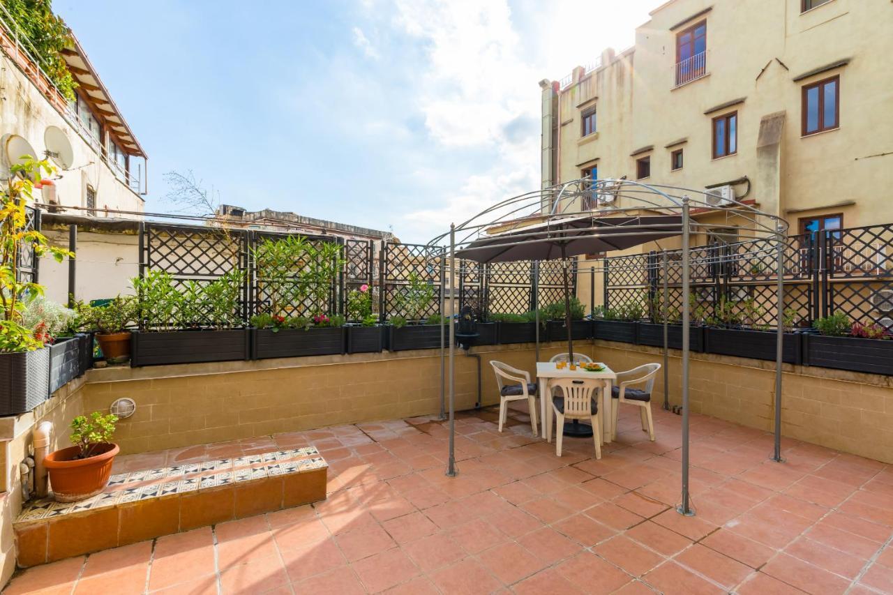 Appartamento A Santa Maria La Nova By Wonderful Italy Naples Luaran gambar